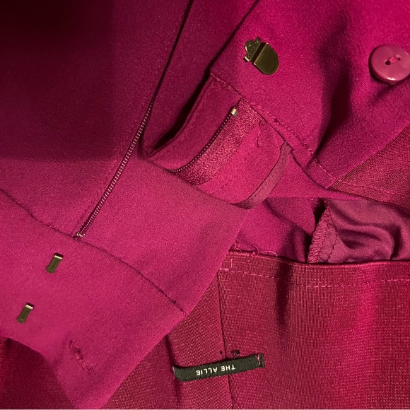 Lane Bryant Allie alacks, great shape, worn a few times. Size 24 tailored. - Picture 5 of 5